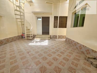 5 Bedroom Villa for Rent in Al Sabkha, Sharjah - 1000056192. jpg