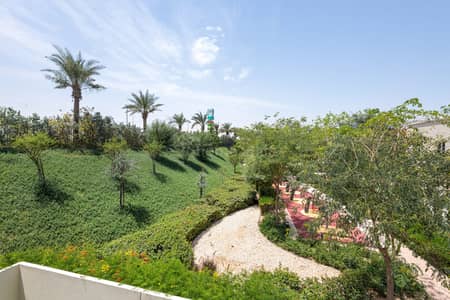 4 Bedroom Villa for Sale in Dubailand, Dubai - Corner Single Row I Vacant I Near Pool & Park