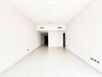 1 Bedroom Apartment for Sale in Downtown Dubai, Dubai - Serene| Bright |Vacant |Large |Close to Dubai Mall