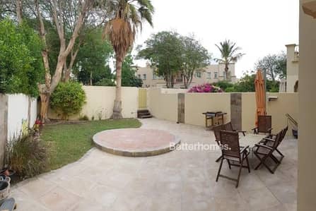 Type 2M | Backing Park & Pool | Vacant | Type 2M | Backing Park & Pool | Vacant |