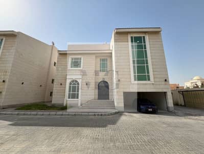 5 Bedroom Villa for Rent in Khalifa City, Abu Dhabi - 4c91d6b0-e785-475c-be29-426585607355. jpg