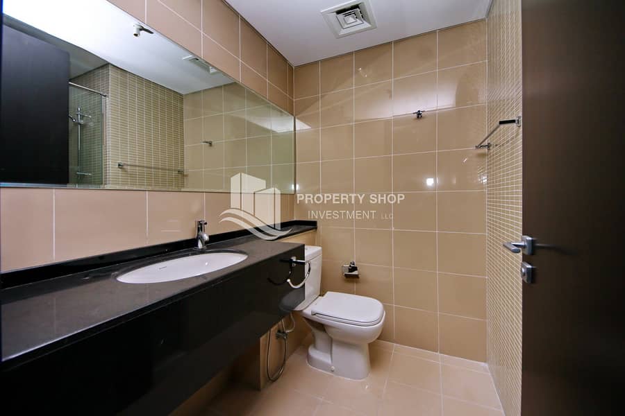 12 2-bedroom-apartment-al-reem-island-marina-square-rak-tower-bathroom. JPG