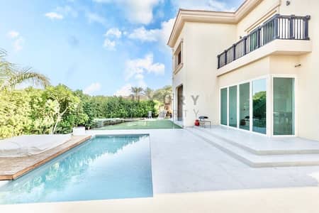 4 Bedroom Villa for Rent in Jumeirah Islands, Dubai - Modern | Furnished | Upgraded Pool | Jacuzzi