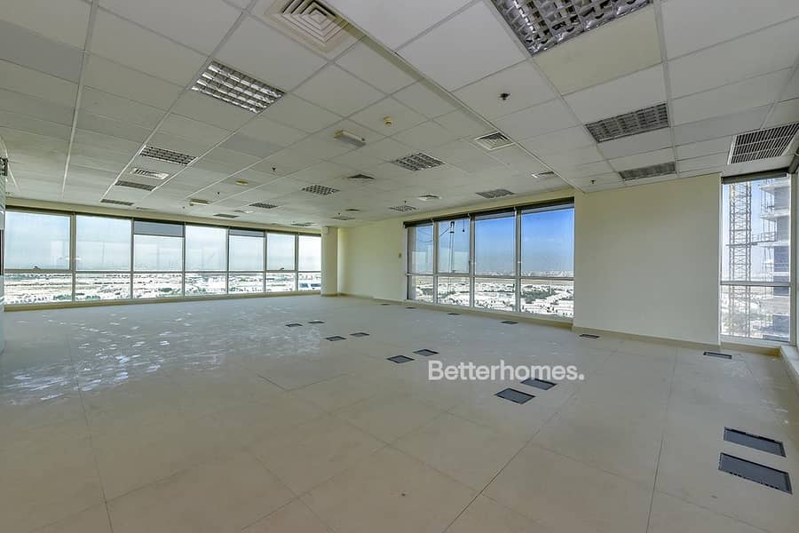 Fitted Unfurnished High Floor in DSO