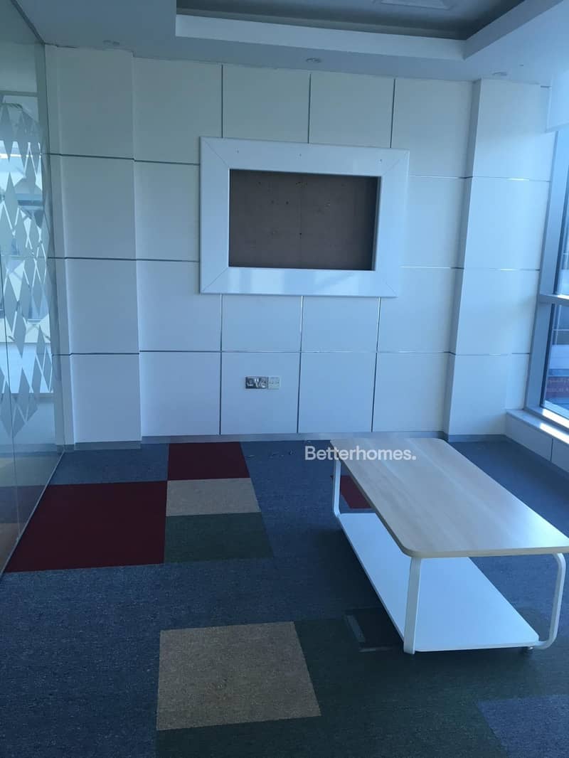 Fully Fitted Office on SZR I Right on the Metro