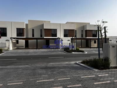 2 Bedroom Townhouse for Rent in Yas Island, Abu Dhabi - WhatsApp Image 2024-04-30 at 5.25. 11 PM (1). jpeg