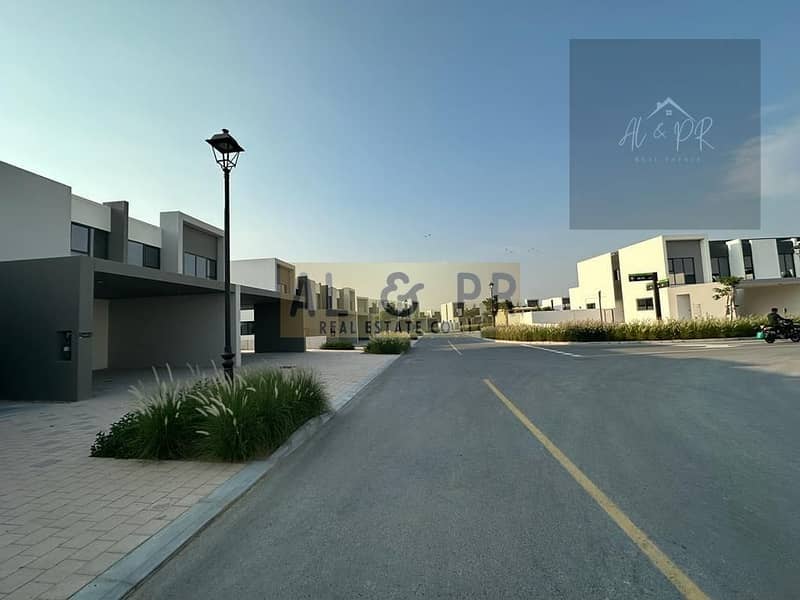 تاون هاوس في فيلانوفا،دبي لاند 4 غرف 220000 درهم - 8934084