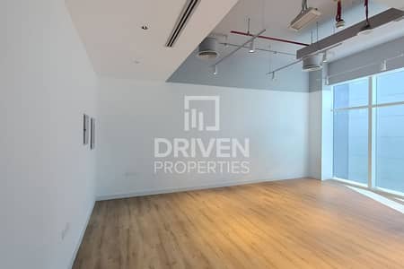 Office for Sale in Business Bay, Dubai - High ROI 10% | Investors Deal | Canal View
