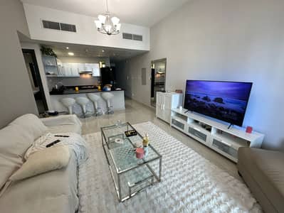 فلیٹ 1 غرفة نوم للبيع في الخليج التجاري، دبي - شقة في إيليت بيزنس باي ريزيدنس،الخليج التجاري 1 غرفة 1250000 درهم - 8936677