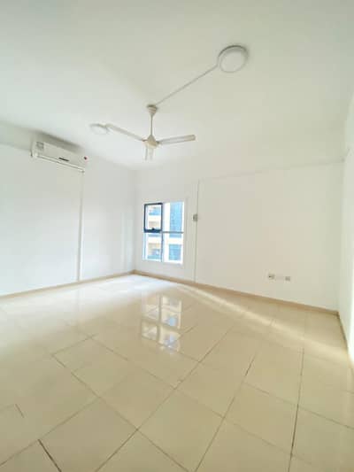 شقة 2 غرفة نوم للايجار في عجمان وسط المدينة، عجمان - WhatsApp Image 2024-04-28 at 8.09. 39 PM (2). jpeg