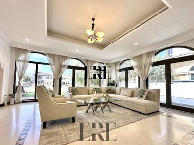 5 Bedroom Villa for Rent in Palm Jumeirah, Dubai - Access with Beach | with Private Pool | Upgraded