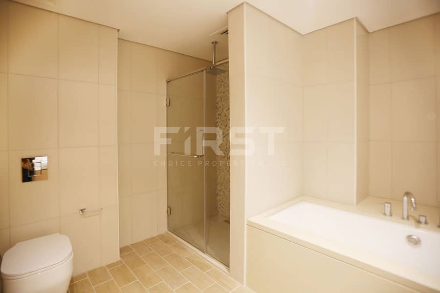 8 Internal Photo of 3 Bedroom  Apartment in Mayan Yas Island Abu Dhabi UAE (4). jpg