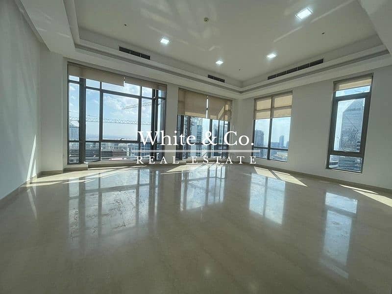 Penthouse | 3 bedroom + Maids | Vacant