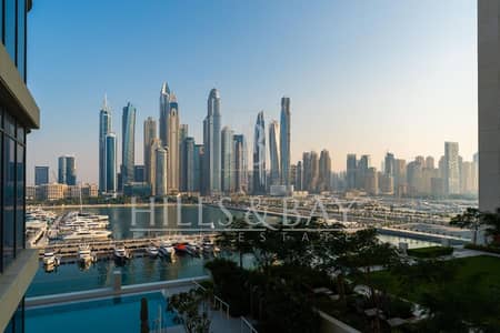 2 Bedroom Flat for Rent in Dubai Harbour, Dubai - Oceanfront Oasis 2-Bedroom Marina Vista