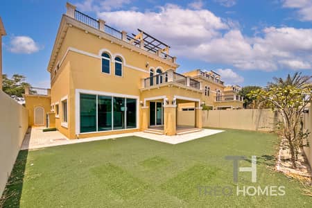 4 Bedroom Villa for Sale in Jumeirah Park, Dubai - New Listing | Single Row | Premium location
