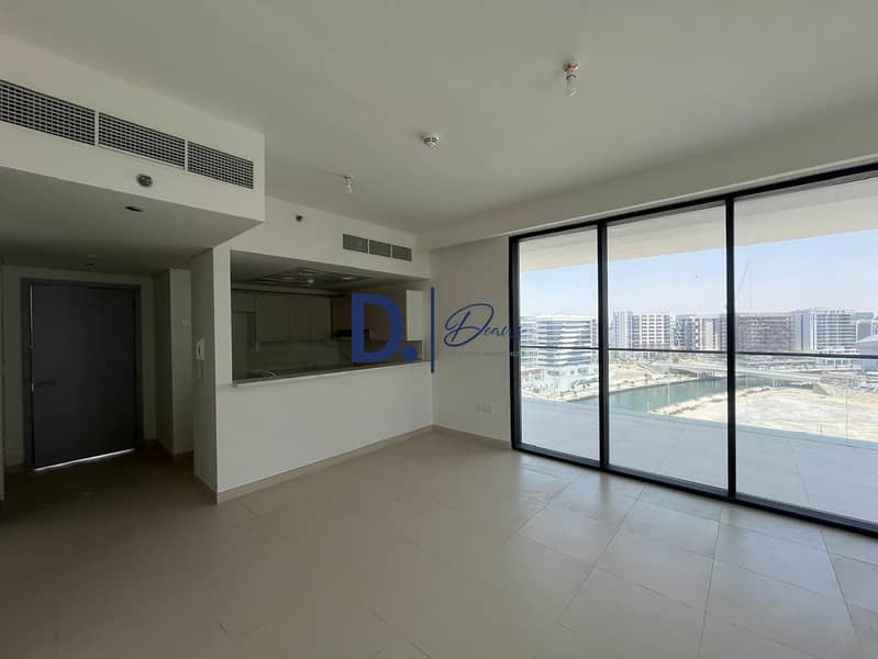 Lavish Apartment 3BR +Swimming pool in Al Beed Terrace Al Raha