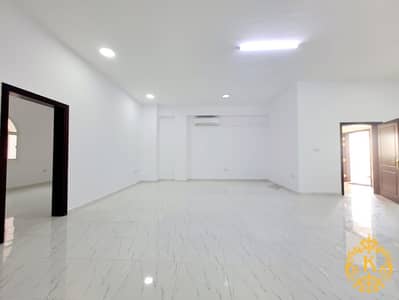 4 Cпальни Апартаменты в аренду в Аль Шамха, Абу-Даби - WhatsApp Image 2024-04-04 at 10.15. 11 PM (1). jpeg