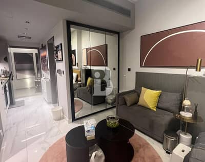 FULLY FURNISHED | HIGH FLOOR | CANAL VIEW
