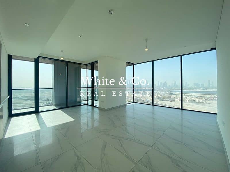 Penthouse | Downtown Views | Tenanted