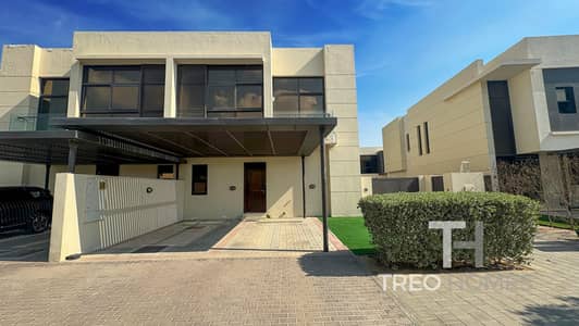 4 Bedroom Townhouse for Rent in DAMAC Hills, Dubai - Vacant Now | Spacious Layout | THH