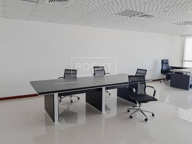Spacious Fitted Office in Jumeirah Bay X2