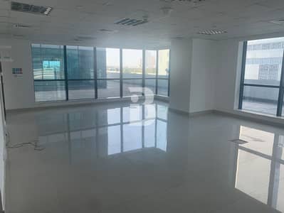 Office for Rent in Jumeirah Lake Towers (JLT), Dubai - Near to Metro| Partitioned | Big Office| Spacious
