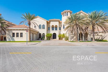 6 Bedroom Villa for Rent in Palm Jumeirah, Dubai - Furnished | Upgraded | Signature Villa