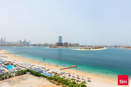1 Bedroom Flat for Sale in Palm Jumeirah, Dubai - 1BR Best Sea View | Beachfront | Vacant