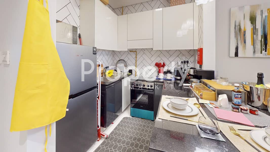 6 JVT-Plazzo-Residence-Studio-Furnished-Kitchen. jpg
