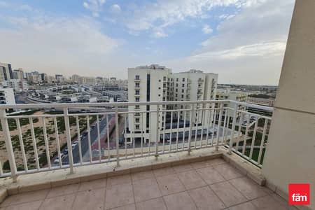 荔湾住宅区， 迪拜 1 卧室单位待售 - 位于荔湾住宅区，纵横焦点公寓大楼 1 卧室的公寓 550000 AED - 8942171