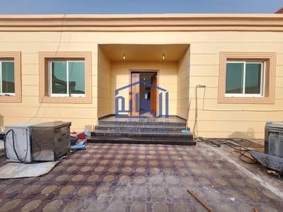 فیلا 4 غرف نوم للايجار في مدينة محمد بن زايد، أبوظبي - 20240430_170356. jpg