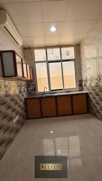 1 Спальня Апартаменты в аренду в Аль Шавамех, Абу-Даби - tcHuckEWfVo9K6PeTgHxwKE6YQED31qQoo3Hz6tJ