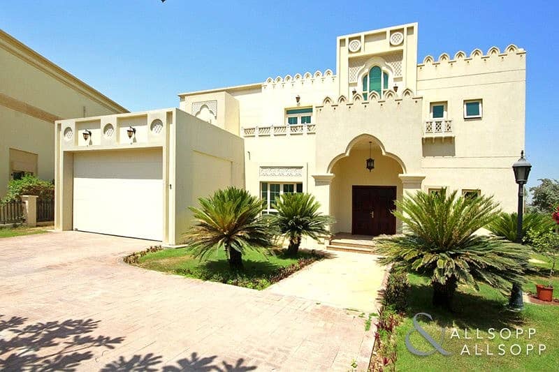 Lake View | Close to Club | Four Bedroom Lake View | Close to Club | Four Bedroom