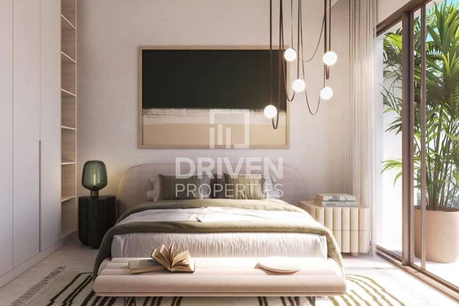 Corner Unit | Spacious Layout | Park view