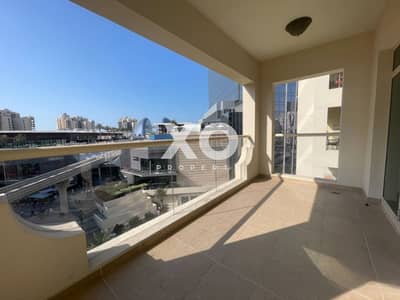 2 Bedroom Flat for Rent in Palm Jumeirah, Dubai - Close to Mall | High Floor | Well Maintained