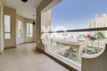 2 Bedroom Flat for Rent in Palm Jumeirah, Dubai - Vacant 1st of April | Low Floor | Upgraded Lobby