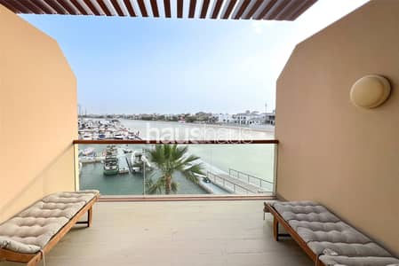 Studio for Rent in Palm Jumeirah, Dubai - Incredible sea views| Optional furniture| Vacant