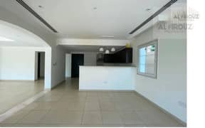 Circle villa for rent in JVC