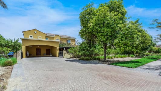 4 Bedroom Villa for Sale in Arabian Ranches, Dubai - Upgraded | Large Plot | Vacant on Transfer
