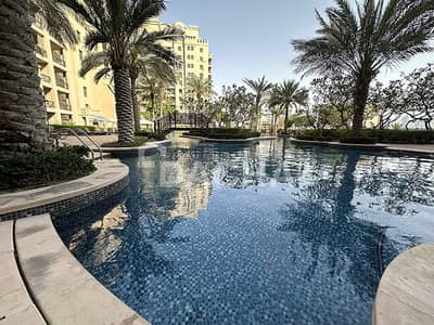 1 Bedroom Apartment for Rent in Palm Jumeirah, Dubai - Luxurious I Very Spacious I Vacant mid-June