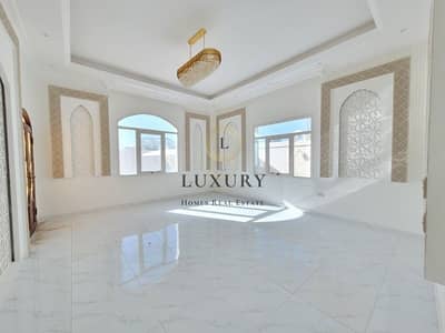 3 Bedroom Villa for Rent in Falaj Hazzaa, Al Ain - Beautiful Decorative | Private | Close To Schools