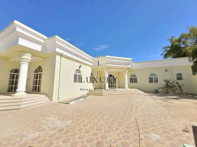 4 Bedroom Villa for Rent in Hili, Al Ain - Astonishing Decorative Ground Floor Driver Room