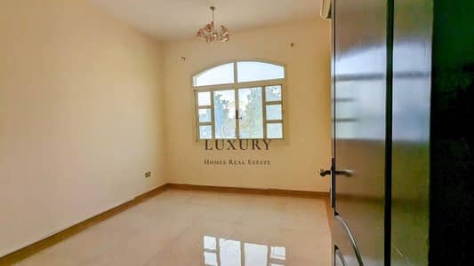2 Bedroom Flat for Rent in Al Jahili, Al Ain - 12 Payments Bright with Basement Parking Near Town