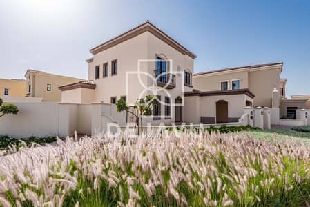 Sophisticated Brand New Corner 5BR Villa Sophisticated Brand New Corner 5BR Villa