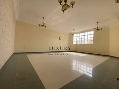 10 Bedroom Floor for Rent in Al Jimi, Al Ain - Prime Location | Shaded Parking | Close to Mosque