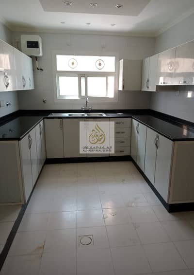 فلیٹ 4 غرف نوم للايجار في الجرف، عجمان - WhatsApp Image 2024-05-02 at 3.05. 06 PM (1). jpeg