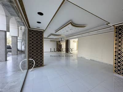 Shop for Rent in Central District, Al Ain - Astonishing Huge At Main Street View With Basement