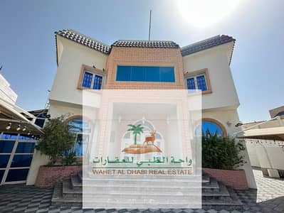 6 Bedroom Villa for Sale in Al Falaj, Sharjah - IMG-20240402-WA0001. jpg