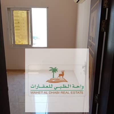 Studio for Rent in Al Qulayaah, Sharjah - 179a5f40-ccfc-48ae-9a3e-bcef33141ea2. jpg