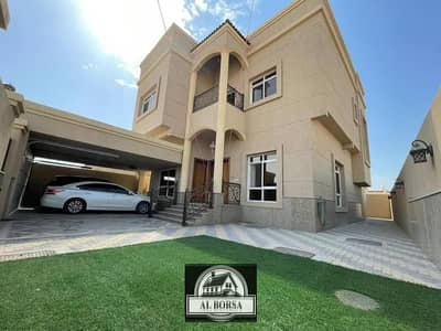 I have a villa with a classic design, located in Al Mowaihat 1. It consists of 5 spacious rooms with a charming view of Asphalt Street. Cash in one go